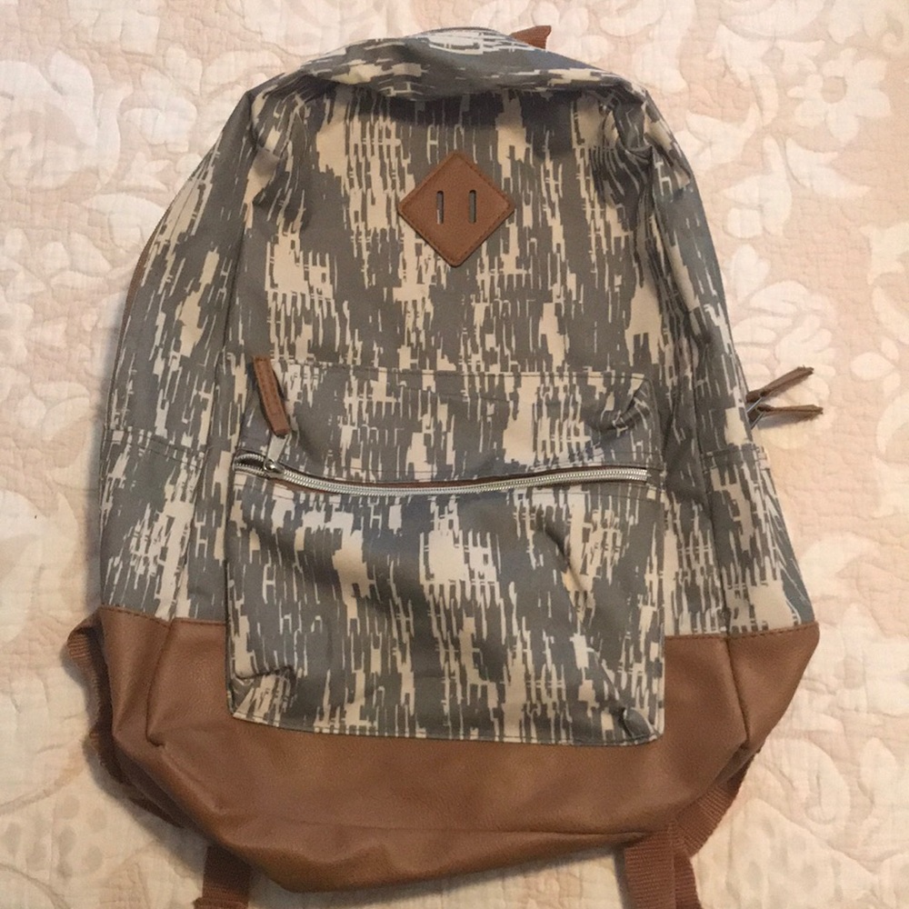 Gray/white backpack